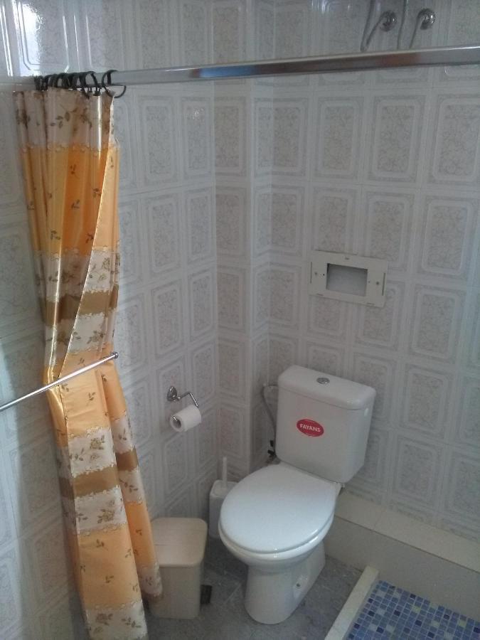 Vila Sula Guesthouse Durrës Esterno foto
